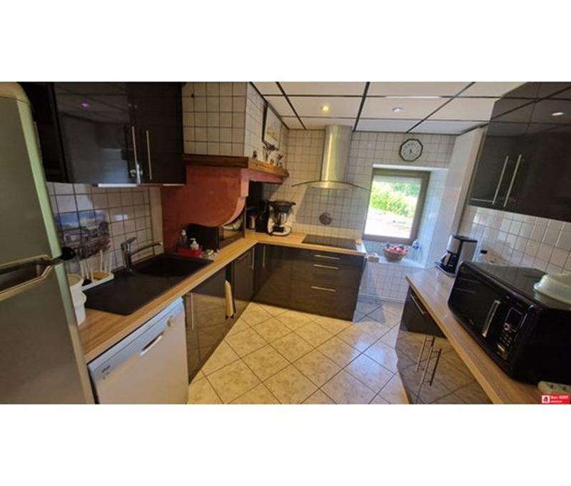 Maison traditionnelle - 223 m² - 9 pièces