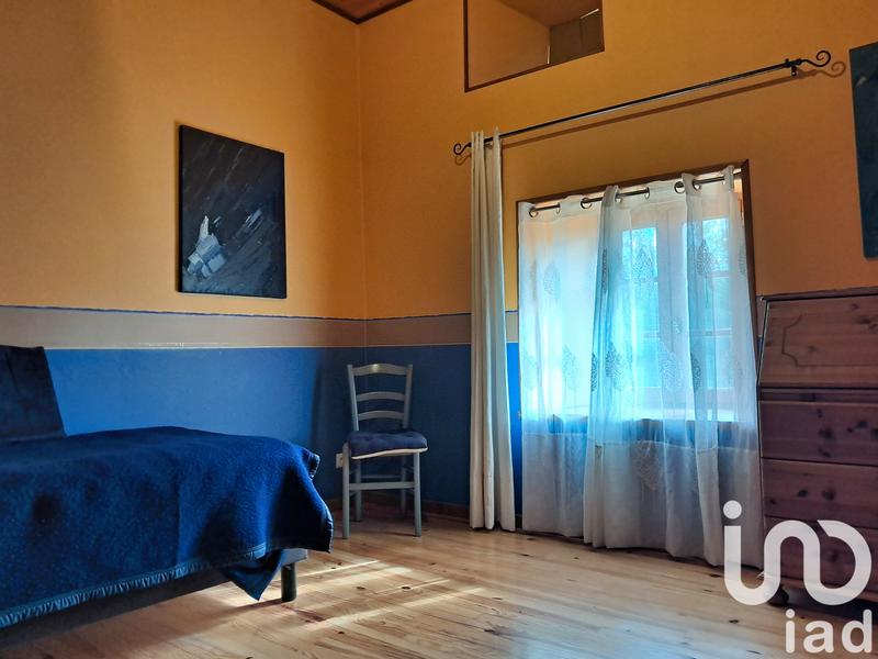 Maison - 234 m² - 5 pièces