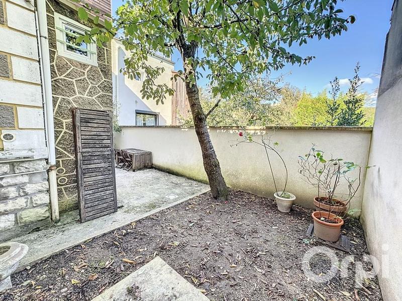 Maison - 90 m² - 6 pièces