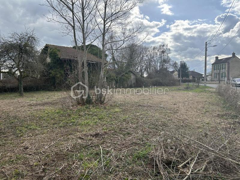 Terrain constructible - 816 m²