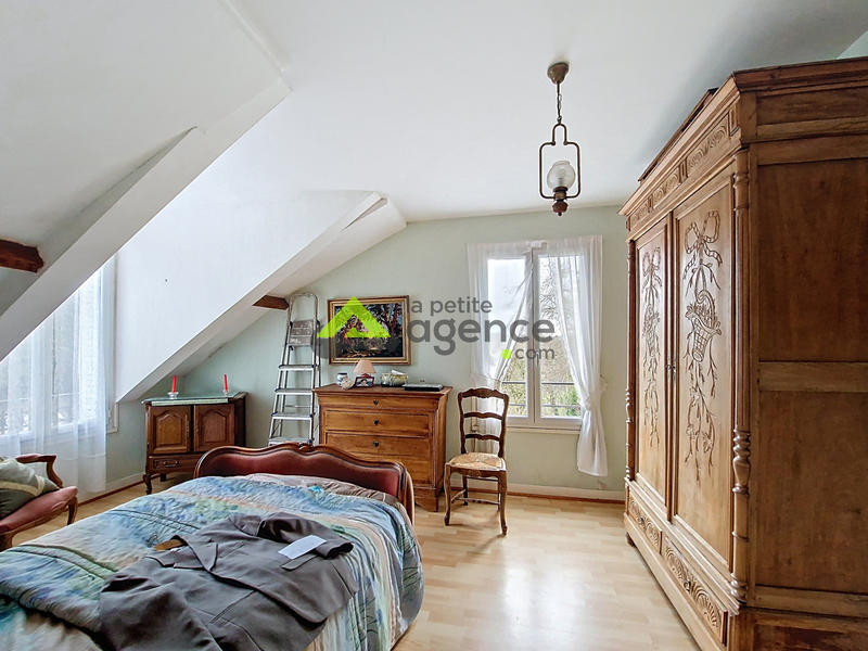 Maison - 190 m² - 7 pièces