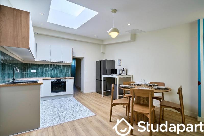 Chambre - 10 m² - 1 pièce