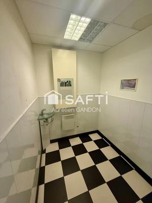 Immeuble - 68 m² - 3 pièces