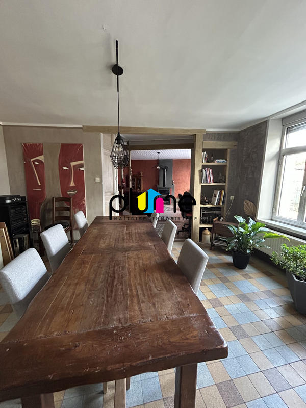 Maison - 169 m² - 7 pièces