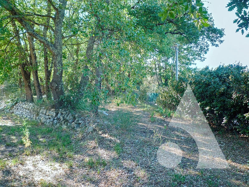 Maison - 256 m² - 11 pièces