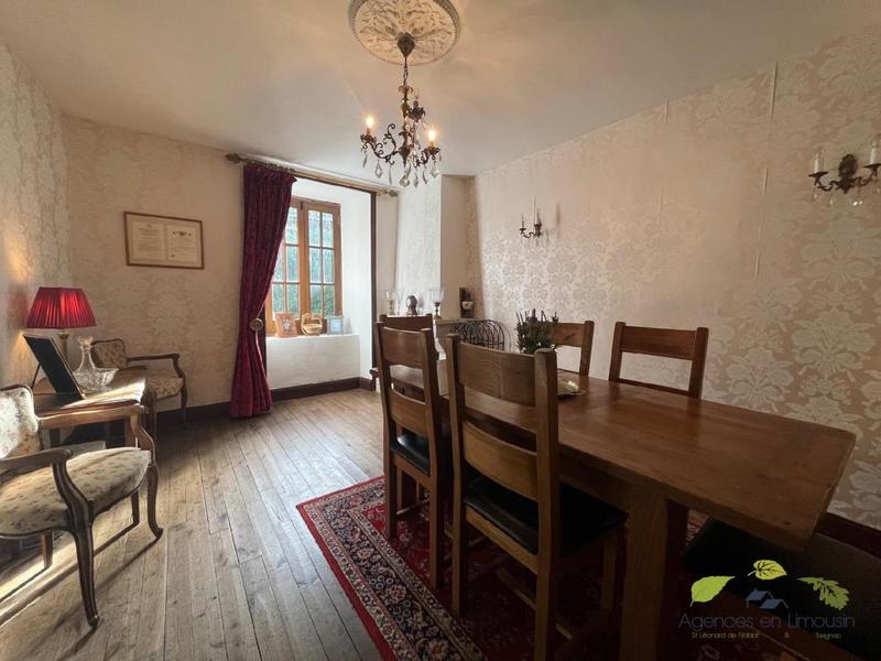 Maison - 152 m² - 6 pièces