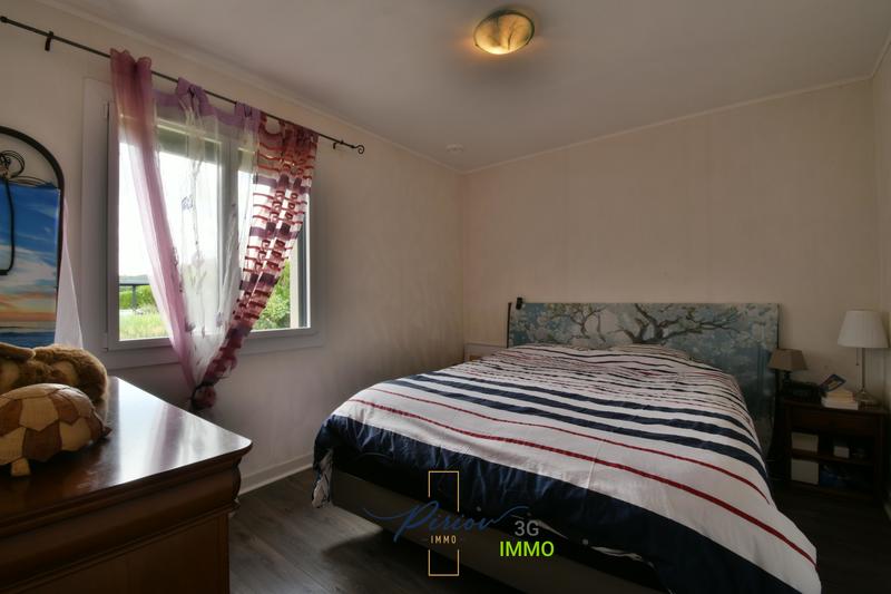 Maison - 139 m² - 7 pièces