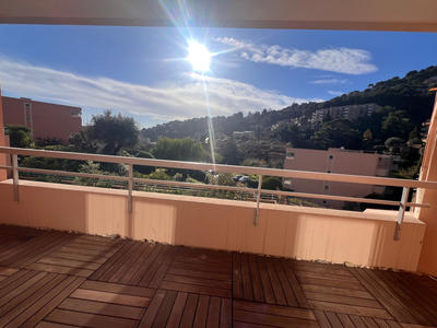 Appartement - 83 m² - 4 pièces