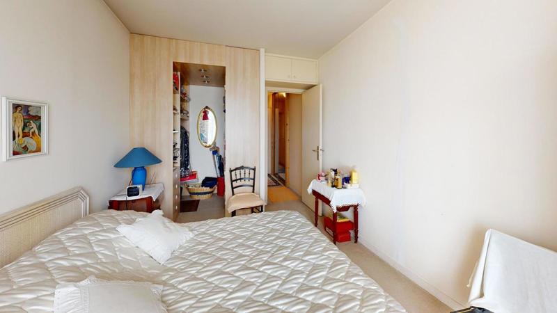 Appartement - 82 m² - 3 pièces