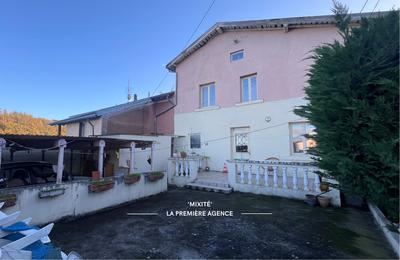 Maison - 146 m² - 7 pièces
