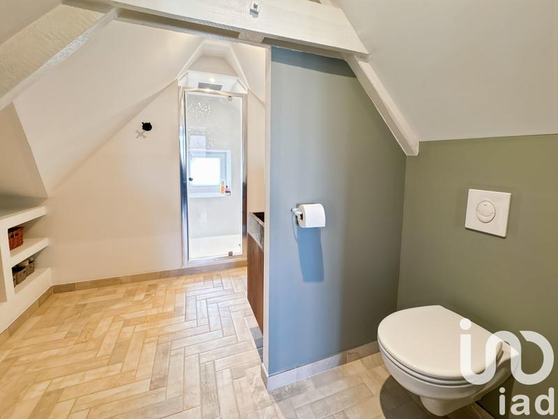 Maison - 220 m² - 7 pièces