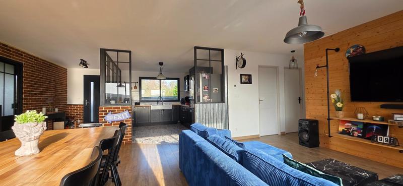 Maison - 105 m² - 5 pièces