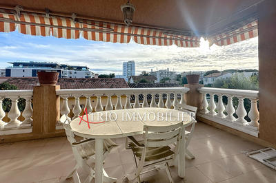 Villa - 200 m² - 5 pièces