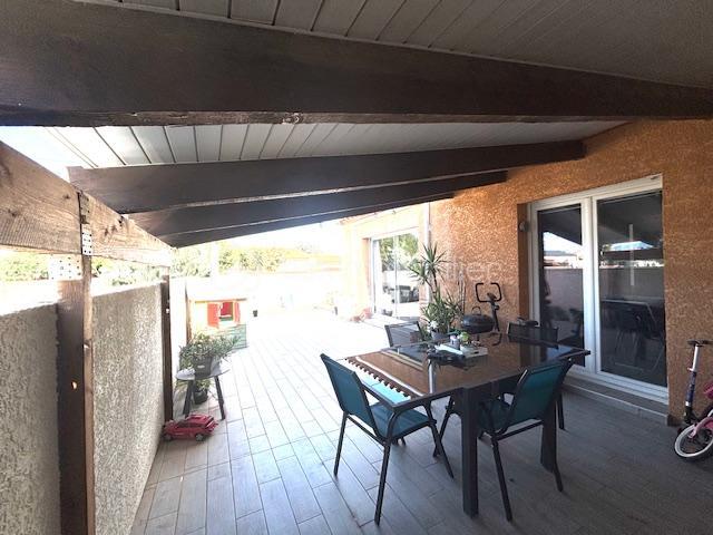 Maison traditionnelle - 84 m² - 4 pièces