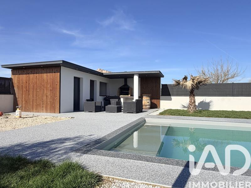 Maison - 100 m² - 4 pièces