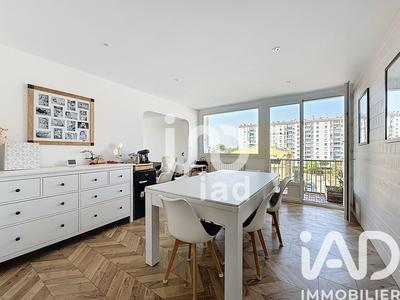 Appartement - 88 m² - 4 pièces