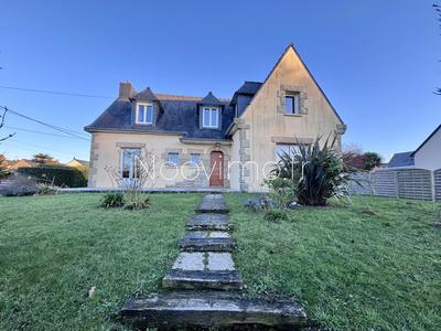 Maison - 148 m² - 6 pièces