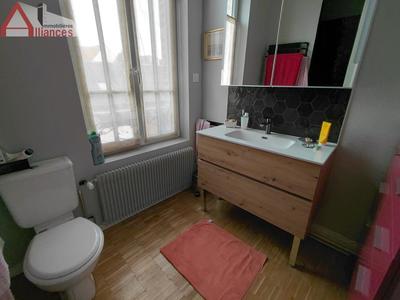 Maison - 65 m² - 4 pièces