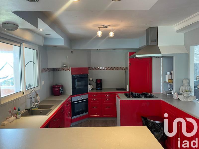 Maison - 205 m² - 5 pièces