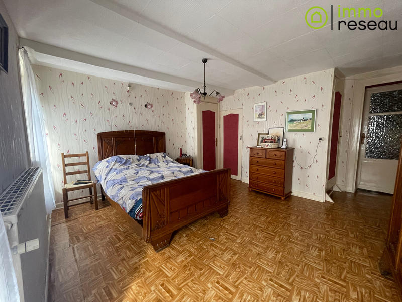 Maison - 148 m² - 2 pièces