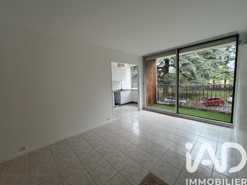 Appartement - 77 m² - 4 pièces