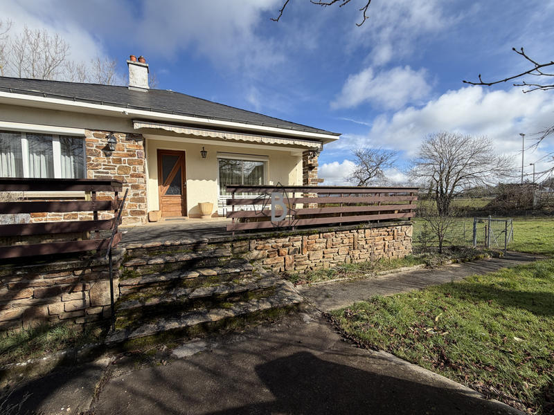 Maison - 90 m² - 4 pièces