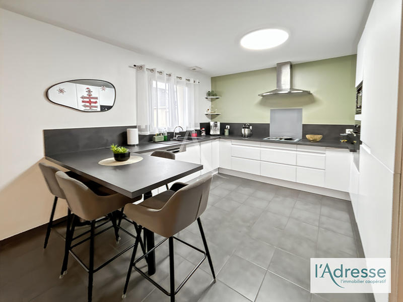 Maison - 105 m² - 5 pièces