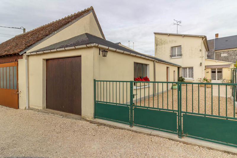 Maison - 181 m² - 7 pièces