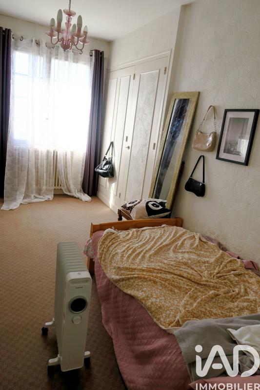 Maison - 137 m² - 6 pièces