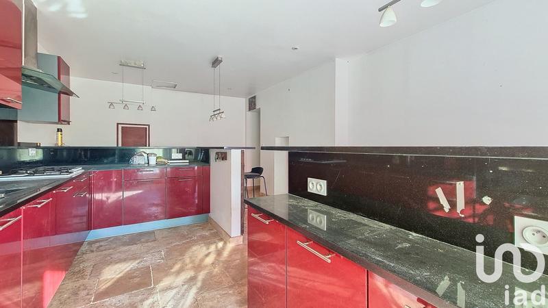 Maison - 192 m² - 7 pièces