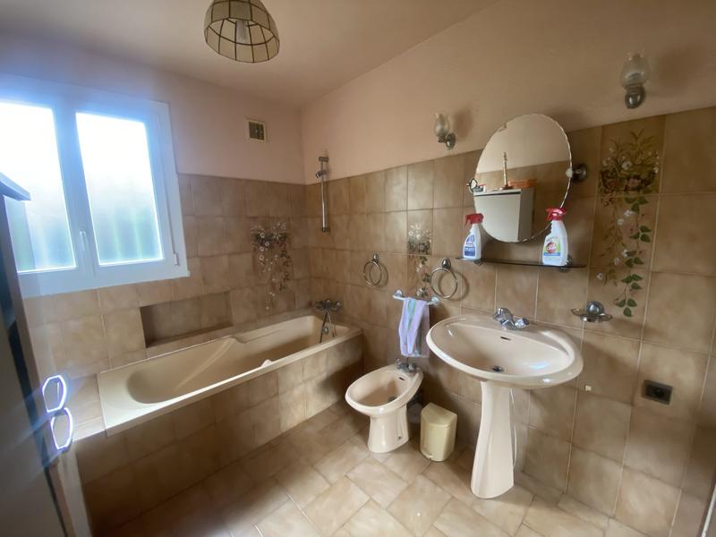 Appartement - 153 m² - 5 pièces