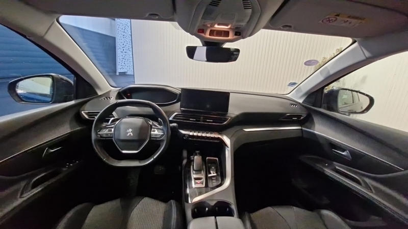 Peugeot 3008 Hybrid 225 E-Eat8 Active Pack