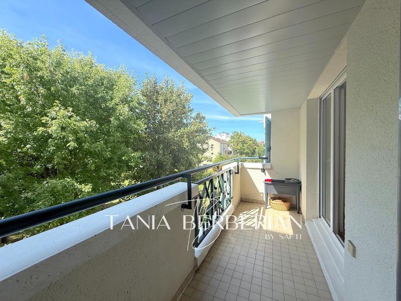 Appartement - 82 m² - 4 pièces