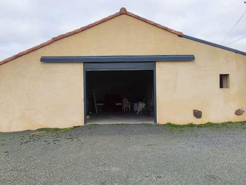 Maison - 120 m² - 2 pièces