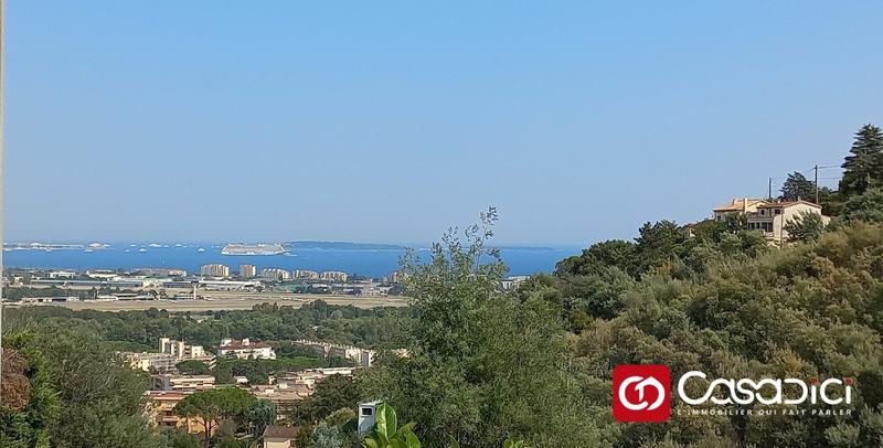 Appartement - 170 m² - 6 pièces