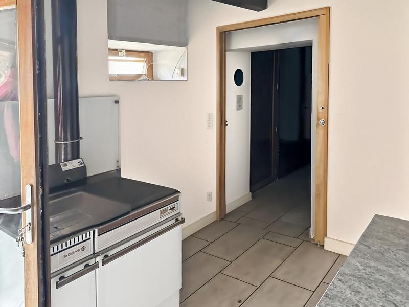 Maison - 264 m² - 10 pièces