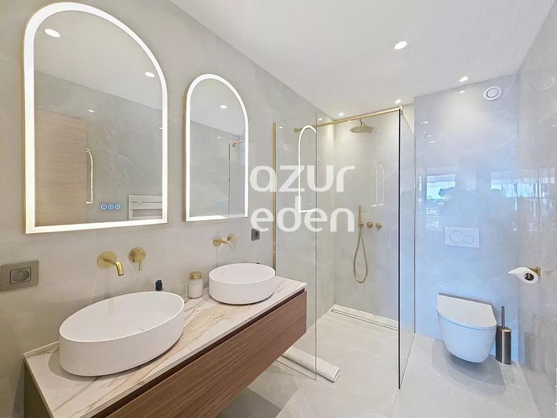 Appartement - 100 m² - 4 pièces