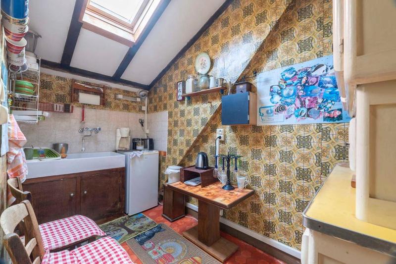 Maison - 396 m² - 9 pièces