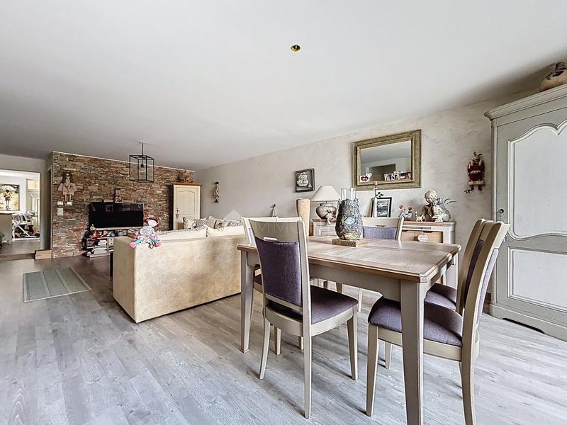 Appartement - 98 m² - 3 pièces