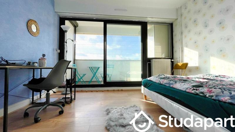 Chambre - 14 m² - 1 pièce