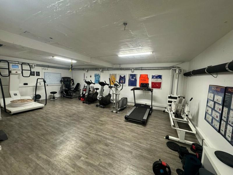 Local commercial - 140 m²