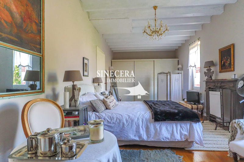 Maison - 185 m² - 6 pièces