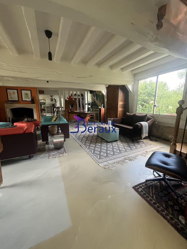 Maison - 327 m² - 10 pièces