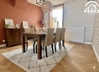 Maison - 90 m² - 4 pièces