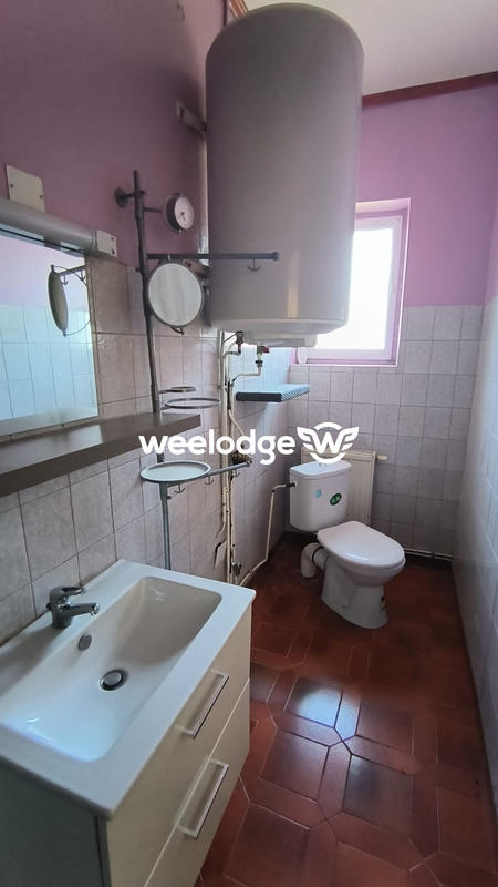 Maison - 140 m² - 9 pièces