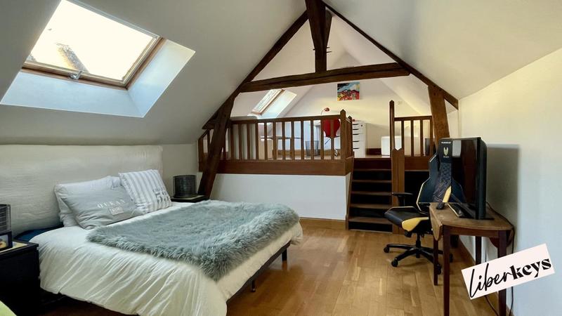 Appartement ancien - 250 m² - 6 pièces