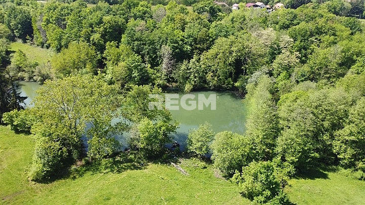 Propriété - 500 m² - 15 pièces