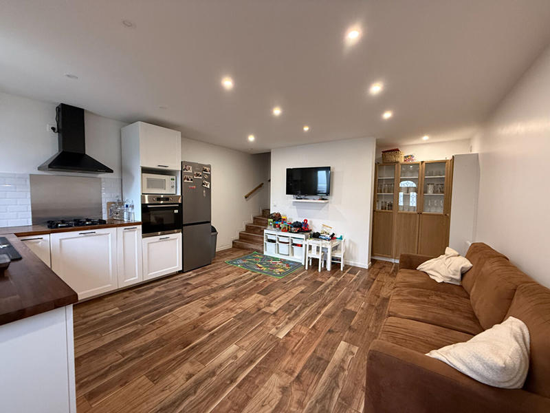 Maison - 180 m² - 7 pièces