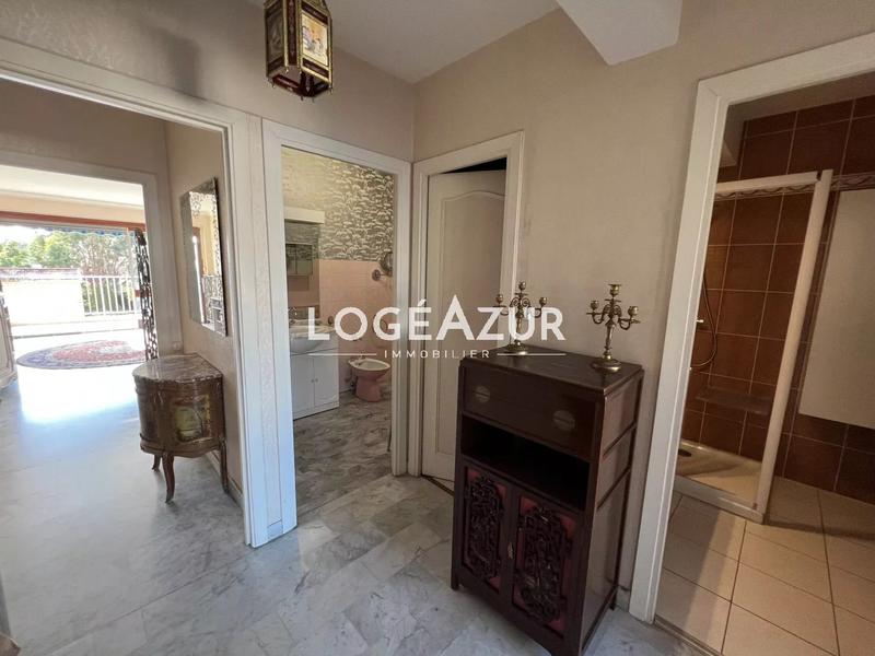 Appartement - 91 m² - 3 pièces