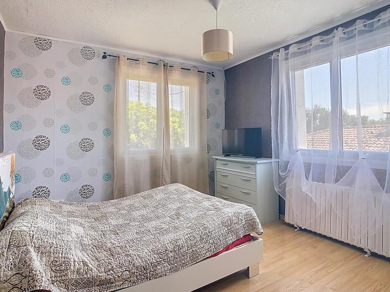 Maison traditionnelle - 141 m² - 5 pièces